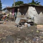 La pobreza sigue en descenso y alcanza el nivel más bajo en siete años