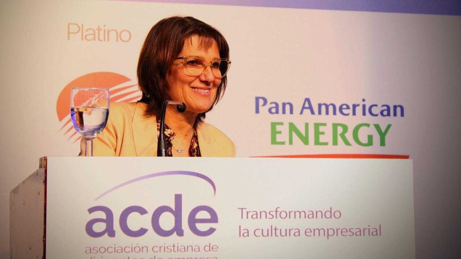 ACDE Pide NO Dejar a Nadie Atrás.