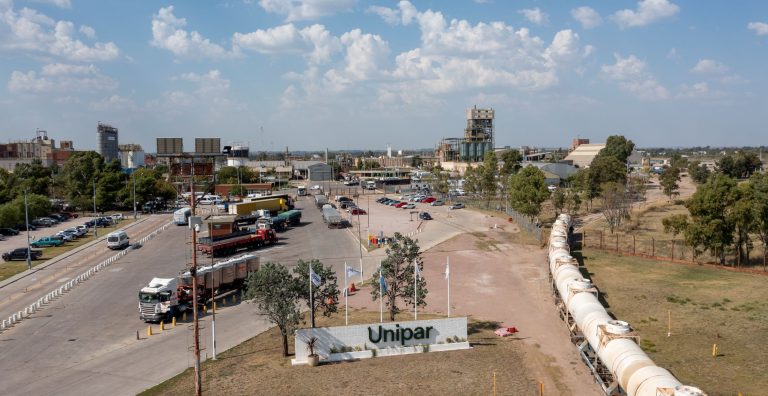 Unipar presenta su reporte de sostenibilidad 2024 con avances en Argentina y Brasil.