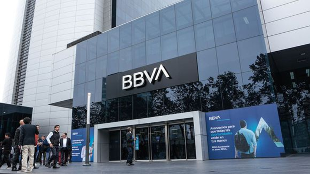 BBVA y RACI reconocieron innovación social con foco en educación y trabajo decente.