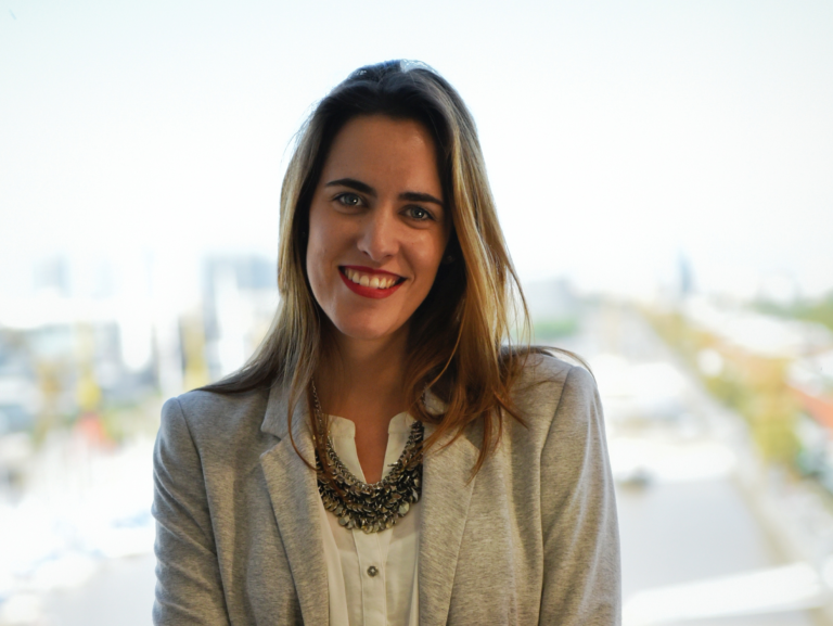 “El mundo se va a María Constanza Ferrer, Gerente de Sustentabilidad, Telecom Argentina