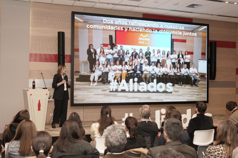 vento Aliados de Coca-Cola: IA, innovación y alianzas para el desarrollo sostenible