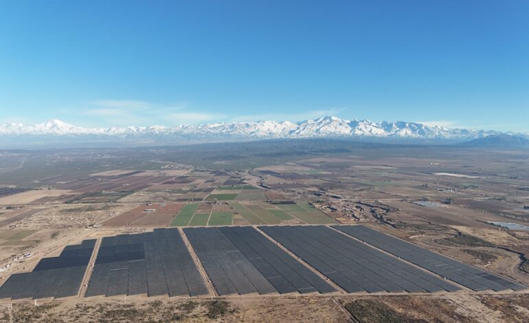 Parque Solar Anchoris de Genneia en Mendoza – energía renovable para grandes industrias y hogares