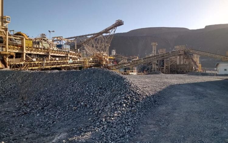 Minera invierte USD 13.300 millones y promete 12.000 empleos