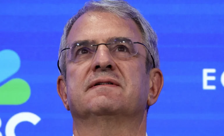 Nestlé despide a su CEO histórico por enamorarse de una empleada: ganó el compliance