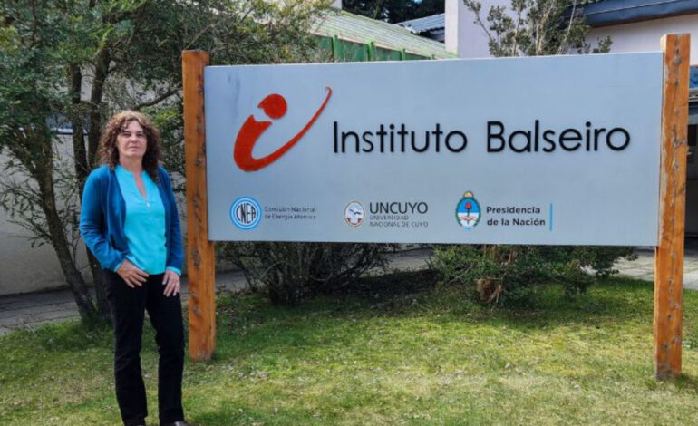 Graciela Bertolino, primera mujer en dirigir el Instituto Balseiro en 70 años -->