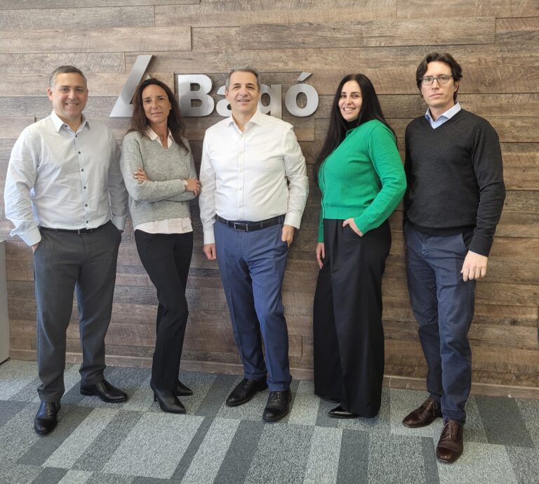 Bago y su Comité de Sustentabilidad de Laboratorios Bagó reunido en Buenos Aires.