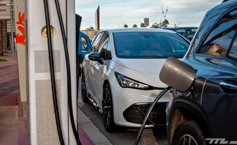Buenos Aires acelera la electromovilidad: 400 puntos de carga