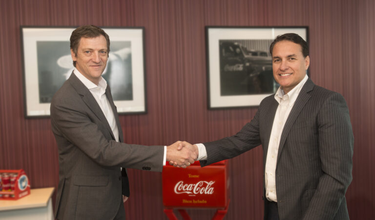 Coca-Cola apuesta por energía limpia junto a Genneia