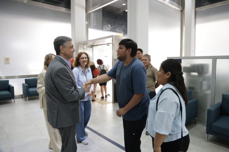 La Ciudad anuncia una inversión récord de $4.800 millones para sostener tratamientos, servicios y escuelas especiales, en el Día Internacional de las Personas con Discapacidad.