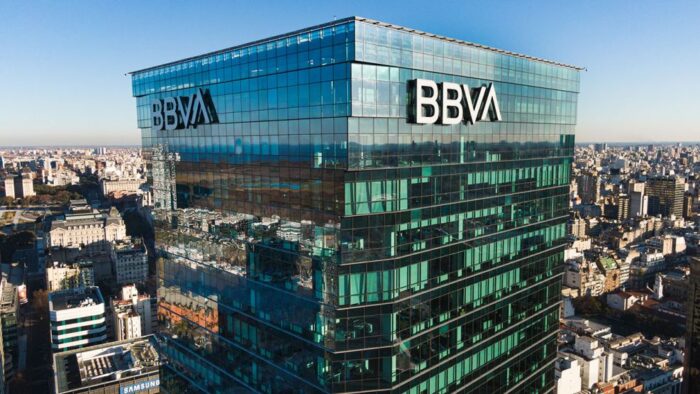 Por qué BBVA y OpenAI quieren cambiar la banca desde la IA