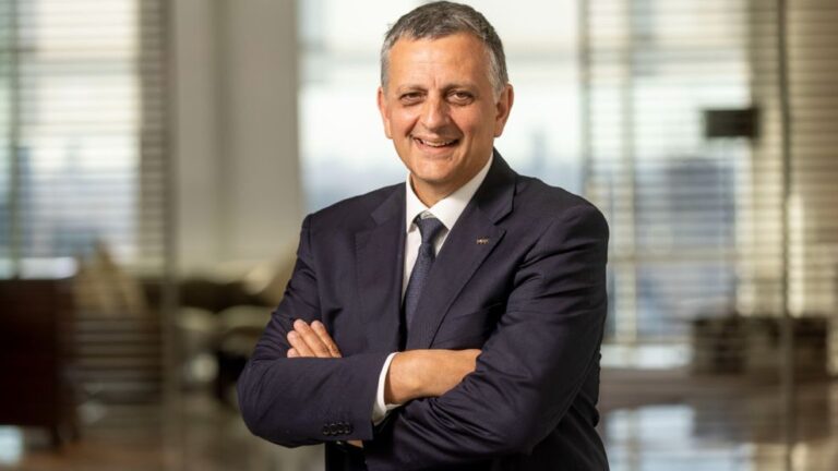 Horacio Marin vocero de YPF anuncia baja del precio y automatización en perforaciones,