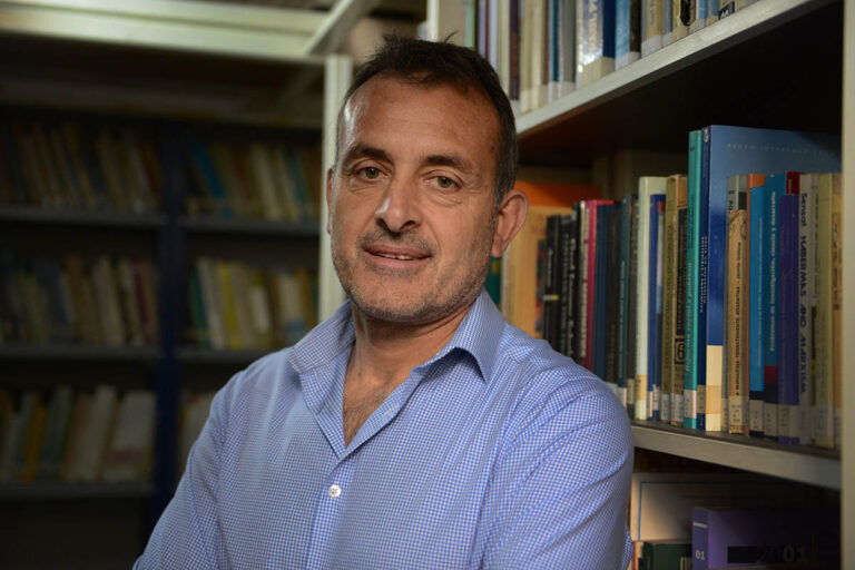 Andrés Nápoli, director ejecutivo de FARN, analiza el impacto de la reforma de la ley de glaciares