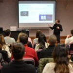 Capacitación de Santander y Universidad Blas Pascal para docentes y PyMEs en formación financiera e inteligencia artificial