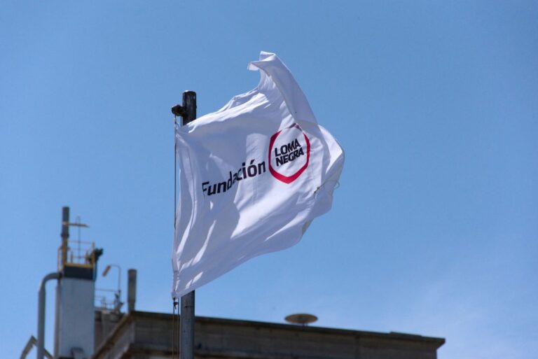 impacto social fundacion jovenes empleo argentina