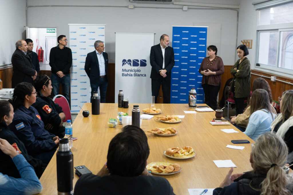 Integrantes del Equipo de Primeros Auxilios Emocionales de Bahía Blanca impulsado por Camuzzi