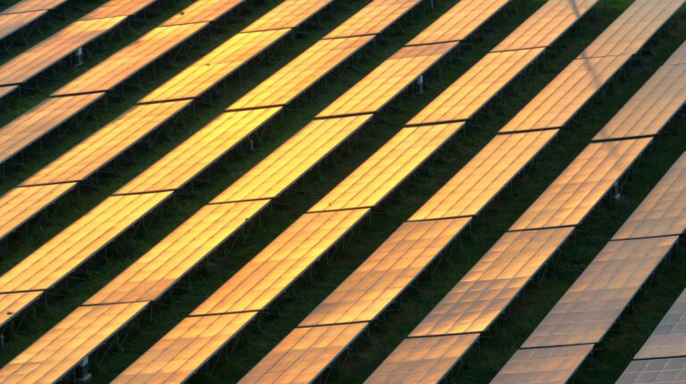 : Parque solar Aluar en Abasto para generar energía renovable