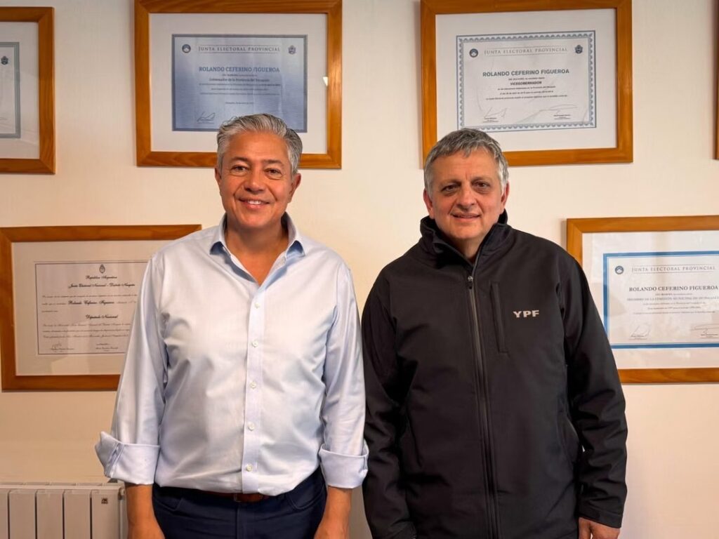El acuerdo fue firmado por el gobernador Figueroa y Horacio Marín. Fuente: (X)