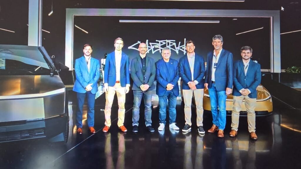 Horacio Marín, Ceo de YPF, durante su visita a la Gigafactory de Tesla en Texas