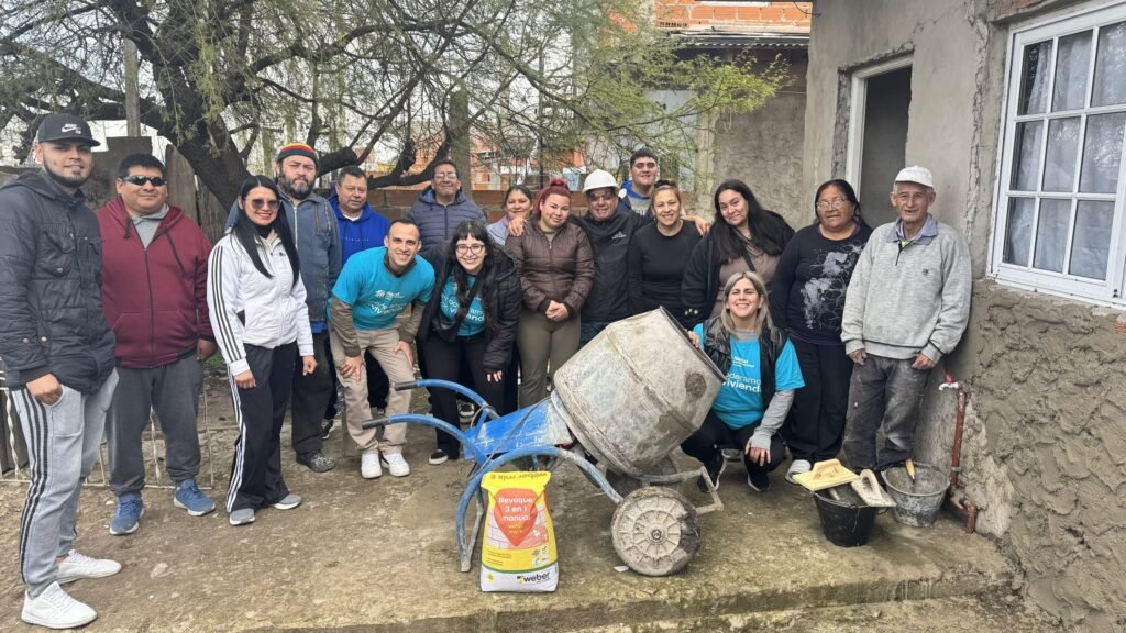 Huella Saint-Gobain - Capacitación familias Barrio Gregorio de Laferrere La Matanza 2026