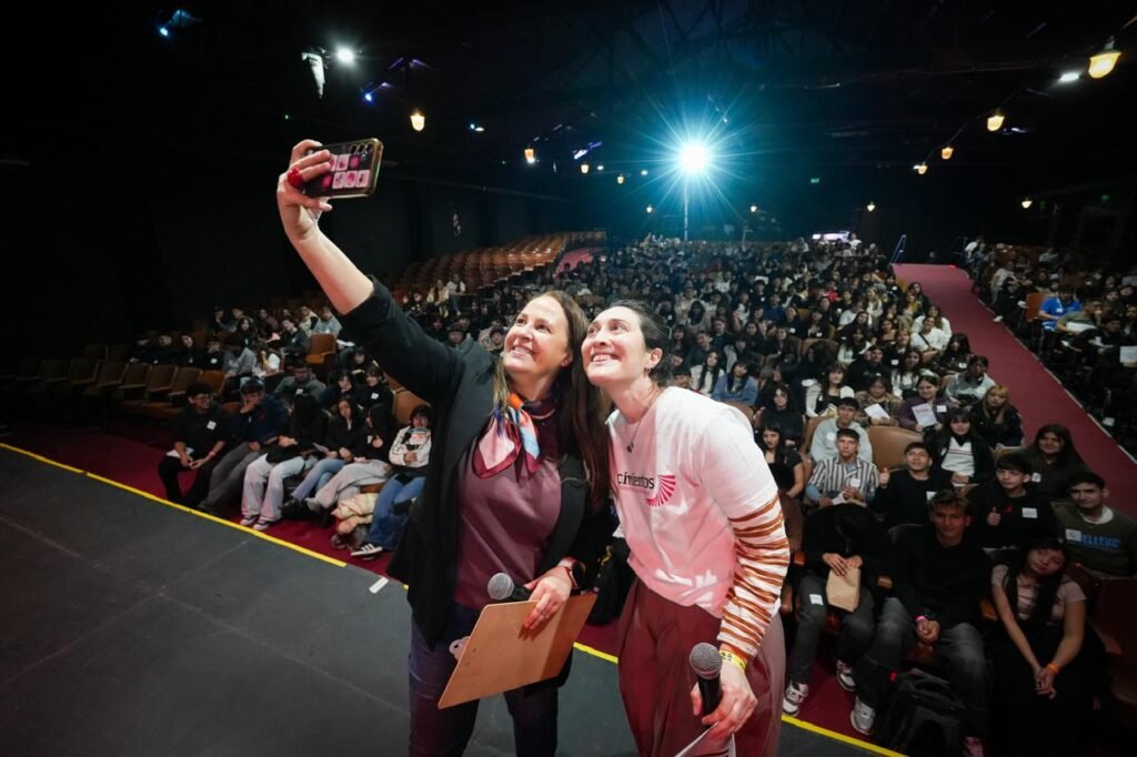 Fundación Cimientos, Potenciá tu Futuro, educación, jóvenes, capital social, inclusión, autonomía, empleo joven, escuela secundaria, Mercedes Méndez Ribas, Ciudad Cultural Konex