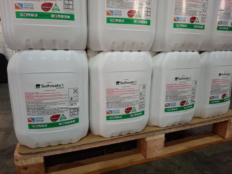 Nuevo envase de 20 litros de Syngenta que reduce un 30% el uso de plástico, desarrollado junto a ITA (Industrias Termoplásticas Argentinas), el primero de su tipo en el país